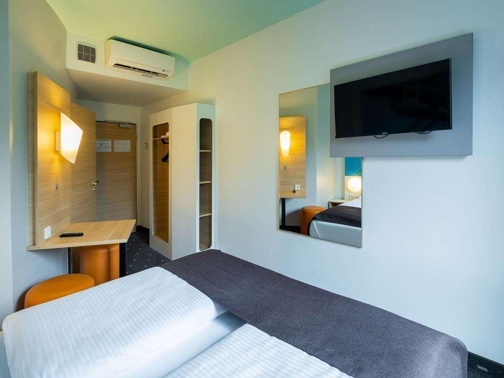B&B Hotel Wuppertal City-Sud Room photo